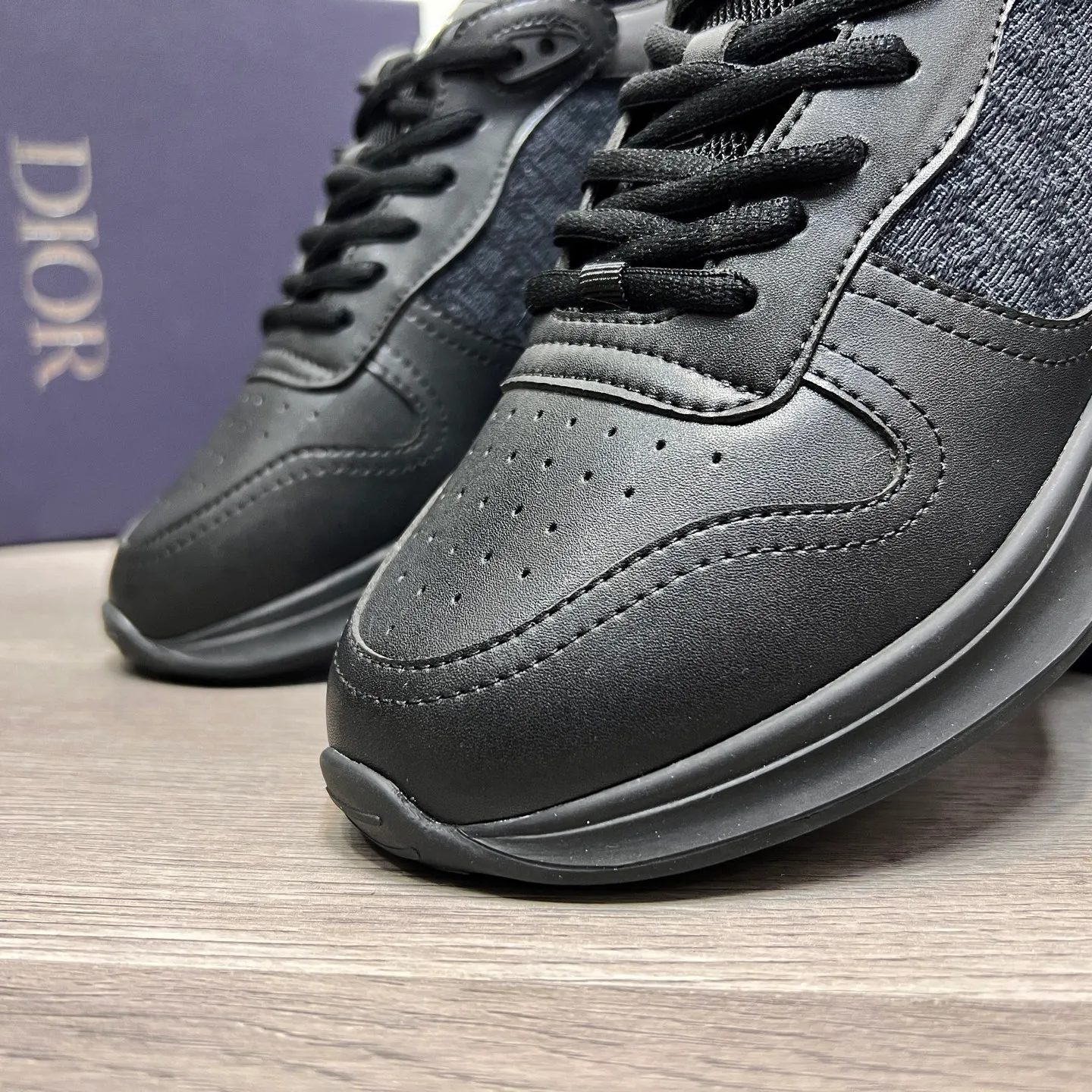 Men's Men's Shoes 💰: 400💰《Dior》The latest and most popular casual shoes, top brand [seduce] luxury~purchase, top~quality. [Strong] The upper is made of imported breathable cowhide with material ➕ breathable sheepskin feet (•) and fine workmanship. Original stylish and stylish soft rubber wear-resistant foreskin outsole, light and comfortable on the foot, size: 38-44, (customized 45, 46), five colors available
